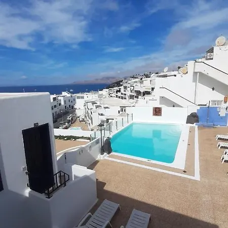 The White Dragos With Ocean View - Ac - Private Pool Appartement *